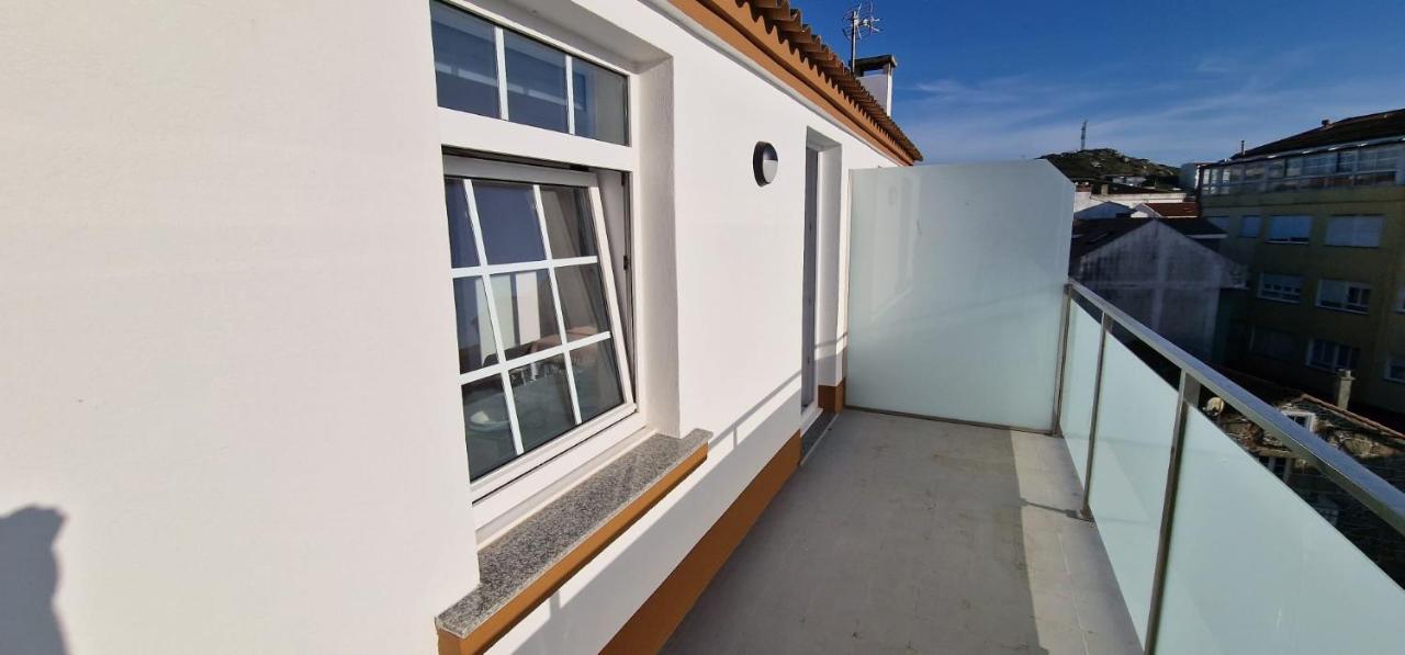 Estudios En Plaza Cabo Da Vila Centro Muxia Muxía Exterior foto
